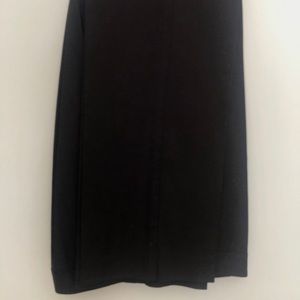 Ann Taylor lightweight ankle pant.